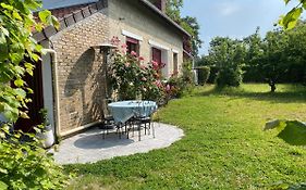 Studio Epicea Avec Jardin Dans Charmante Propriete